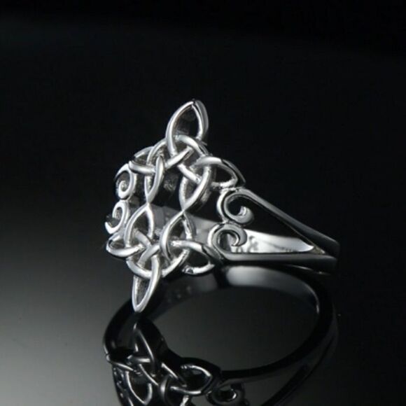 925 Sterling Silver Celtic Knot Heart Cross Ring, Celtic Knot Band Ring - Picture 1 of 7